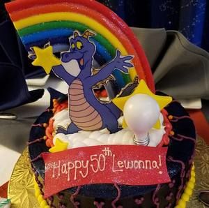 Meet your Posher, Lewonna